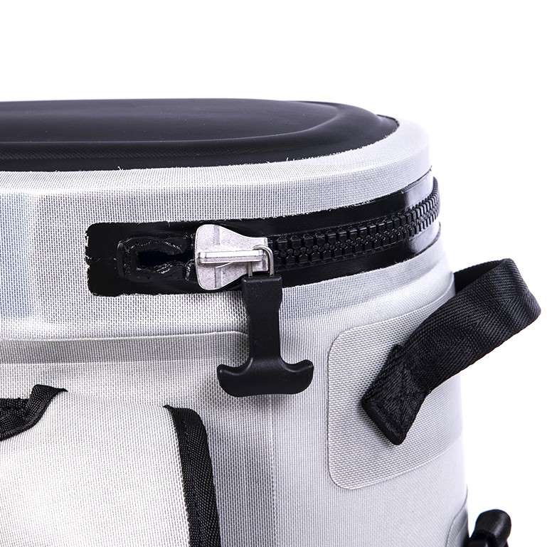 (DISCONTINUED) Fish Cooler Backpack